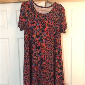 LuLaRoe Carly L (Leggings Material)